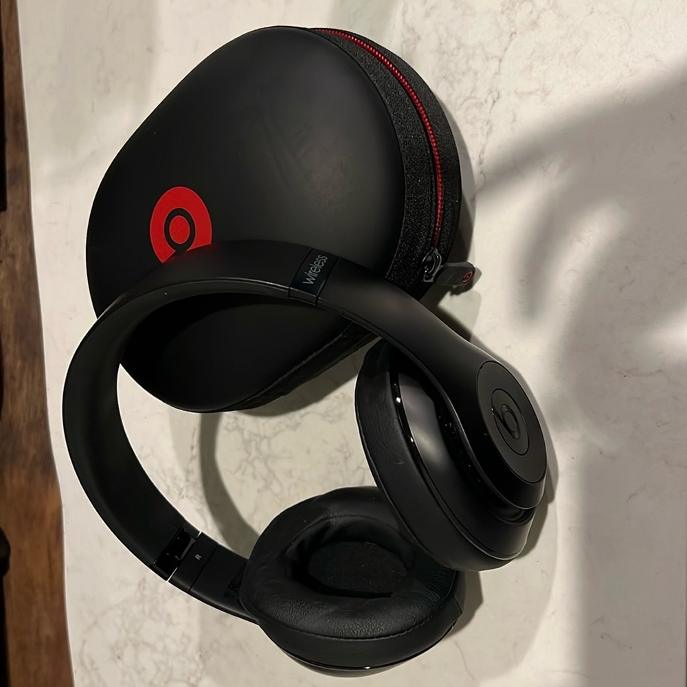Beats Studio Pro Headphones Matte Black